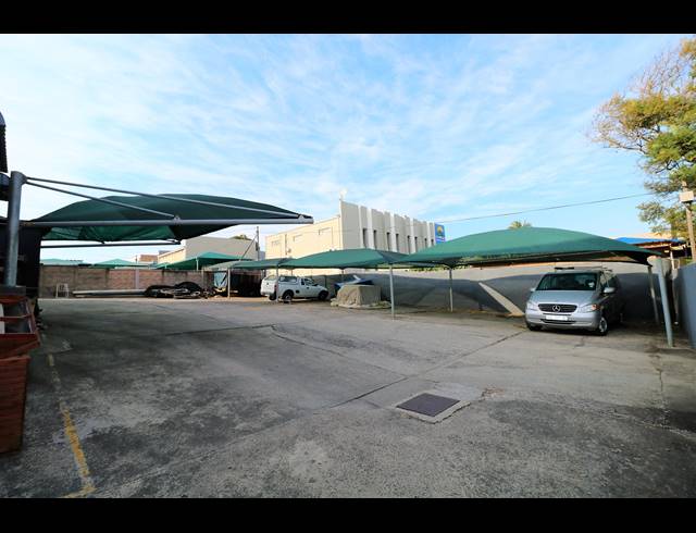 685M² OFFICE FOR SALE IN BEREA